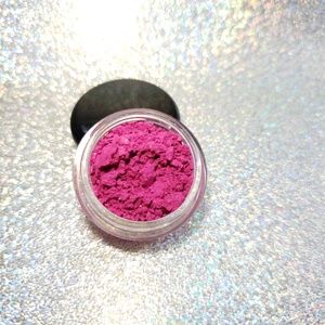 Amor Prohibido  mineral eyeshadow